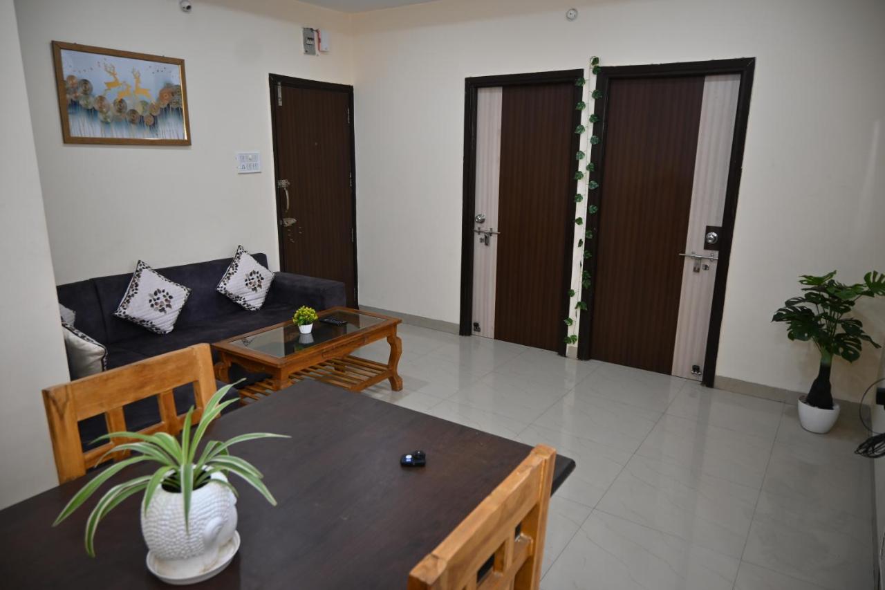 Staeg Heart Of City 2Bhk - 201 Indore Exterior photo
